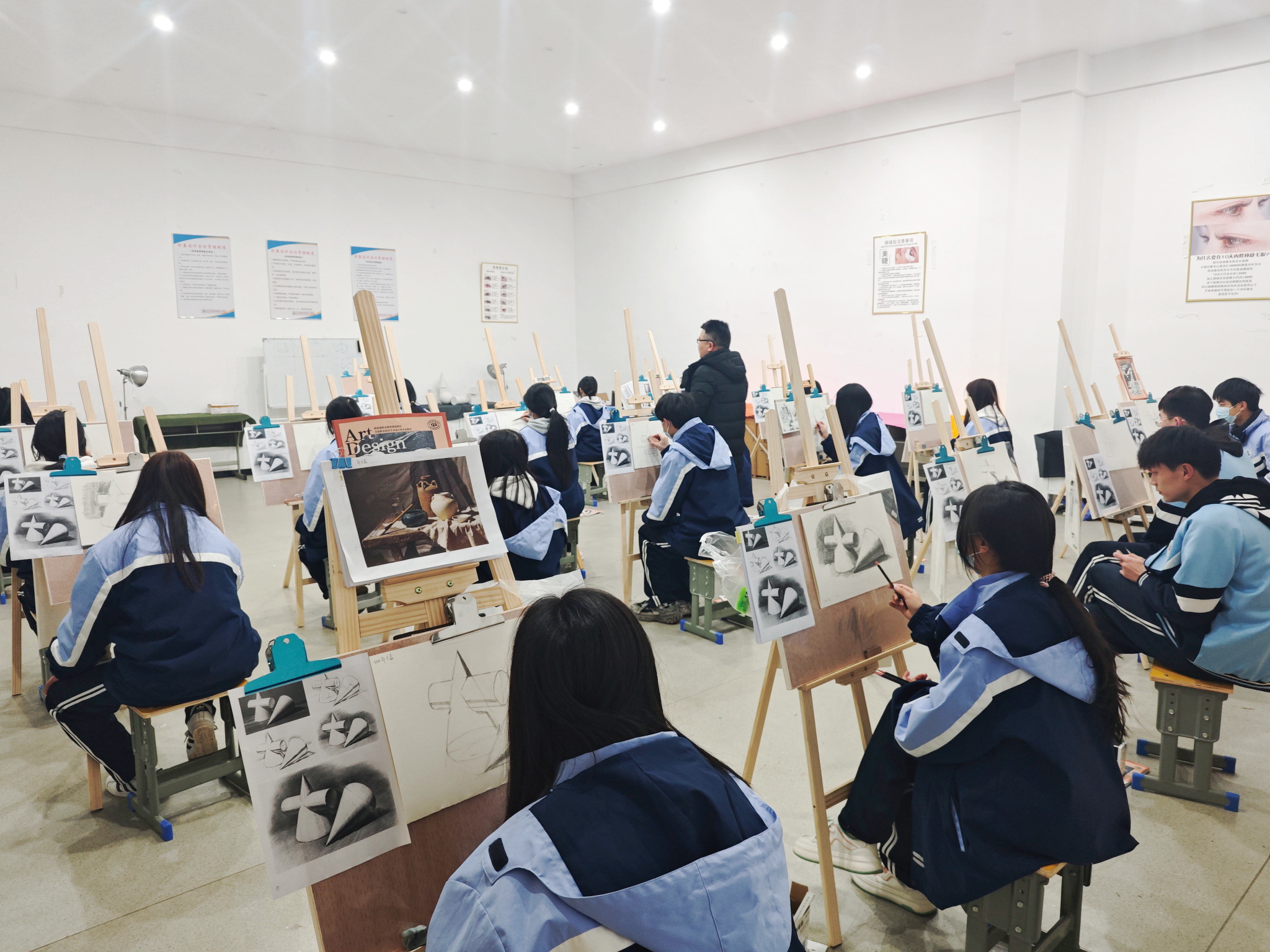 以技为翼 逐光而行 | 致长沙科技传媒技工学校的优秀学子们-长沙科技传媒技工学校 图5